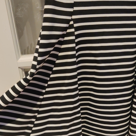 Evoke Black and White Striped Dress - Picture 4 of 4